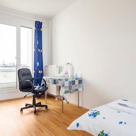 Privatzimmer Mit Balkon-Richtung Messe Hannover Exterior photo