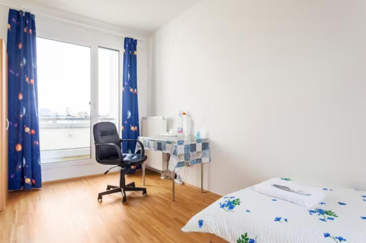 Privatzimmer Mit Balkon-Richtung Messe Hannover Exterior photo
